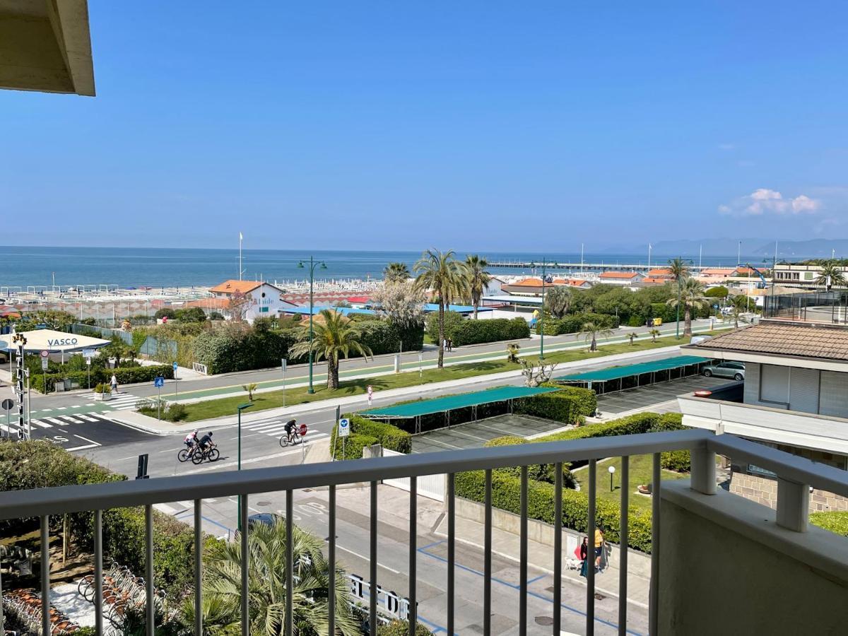 Hotel Atlantico Forte dei Marmi Esterno foto